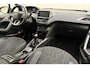 Peugeot 2008 1.2 PureTech Active 82 PK | Handgeschakeld | Trekhaak | Airco | Cruise Control | Navigatie | Bluetooth | Radio | USB | Stuurwielbediening | Elektrische ramen