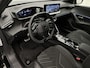 Peugeot e-2008 EV GT-Avantage 54 kWh | Alcantara Bekleding | Verwarmbare Voorstoelen | Navigatie | 360 °C Camera | Dodehoekbewaking |