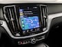 Volvo V60 2.0 B3 Sport 177Pk Automaat (APPLE CARPLAY, GROOT NAVI, HARMAN/KARDON, LEDER, STUUR/STOELVERWARMING, CAMERA, SPORTSTOELEN, GETINT GLAS, ADAPTIVE CRUISE, KEYLESS, ELEK ACHTERKLEP, NIEUWSTAAT)