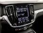 Volvo V60 2.0 B3 Sport 177Pk Automaat (APPLE CARPLAY, GROOT NAVI, HARMAN/KARDON, LEDER, STUUR/STOELVERWARMING, CAMERA, SPORTSTOELEN, GETINT GLAS, ADAPTIVE CRUISE, KEYLESS, ELEK ACHTERKLEP, NIEUWSTAAT)