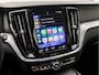 Volvo V60 2.0 B3 Sport 177Pk Automaat (APPLE CARPLAY, GROOT NAVI, HARMAN/KARDON, LEDER, STUUR/STOELVERWARMING, CAMERA, SPORTSTOELEN, GETINT GLAS, ADAPTIVE CRUISE, KEYLESS, ELEK ACHTERKLEP, NIEUWSTAAT)