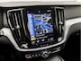 Volvo V60 2.0 B3 Sport 177Pk Automaat (APPLE CARPLAY, GROOT NAVI, HARMAN/KARDON, LEDER, STUUR/STOELVERWARMING, CAMERA, SPORTSTOELEN, GETINT GLAS, ADAPTIVE CRUISE, KEYLESS, ELEK ACHTERKLEP, NIEUWSTAAT)
