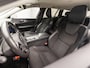 Volvo V60 2.0 B3 Sport 177Pk Automaat (APPLE CARPLAY, GROOT NAVI, HARMAN/KARDON, LEDER, STUUR/STOELVERWARMING, CAMERA, SPORTSTOELEN, GETINT GLAS, ADAPTIVE CRUISE, KEYLESS, ELEK ACHTERKLEP, NIEUWSTAAT)