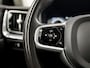 Volvo V60 2.0 B3 Sport 177Pk Automaat (APPLE CARPLAY, GROOT NAVI, HARMAN/KARDON, LEDER, STUUR/STOELVERWARMING, CAMERA, SPORTSTOELEN, GETINT GLAS, ADAPTIVE CRUISE, KEYLESS, ELEK ACHTERKLEP, NIEUWSTAAT)
