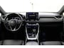 Toyota RAV4 2.5 Hybrid Business Intro | Elektrisch verstelbare Bestuurdersstoel | Parkeersensoren Rondom | 360 Camera | Kunstlederen Bekleding | Parelmoer Wit/ Zwart Dak |