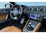 Audi TT Roadster 1.8 TFSI | Camera | Stoelverwarming | Leder | Parkeersensoren | Lichtmetalen velgen