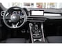 Alfa Romeo Tonale 1.5T 160PK Hybrid VELOCE | PANORAMISCH SCHUIF/KANTEL DAK | PREMIUM PACK: LEDEREN BEKLEDING/GEVENTILEERDE VOORSTOELEN/4-VOUDIG ELEKTRISCH VERSTELBARE LENDESTEUN VOORSTOELEN/HOOGGLANS ZWARTE RAAMOMLIJSTING/AMBIENT LIGHTING | TECHNOLOGY PACK: PARKEERWAARSCHUWING VOOR EN ACHTER/360° CAMERA/AUTOMATISCH INPARKEREN/ AUTONOMOUS DRIVING LEVEL 2: ADAPTIVE CRUISE CONTROL/LANE CENTERING ASSIST/TRAFFIC JAM ASSIST DODEHOEK DETECTIE AUTOMATISCH DIMMENDE BUITENSPIEGELS ELEKTRISCH BEDIENBARE ACHTERKLEP | WINTERPACK: STOELVERWARMING VOOR/STUURVERWARMING/VERWARMBARE RUITENSPROEIERS | HARMAN KARDON SOUND SYSTEM | 20" LICHTMETALEN VELGEN "GRAPHITE GREY" | DRAADLOZE TELEFOONLADER | NAVIGATIE | DRAADLOZE APPLE CARPLAY/ANDROID AUTO | FULL LED MATRIX KOPLAMPEN |