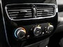 Renault Clio Estate 0.9 TCe Limited *Dealer onderhouden!* - Sensor achter, navi, airco