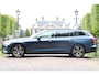Volvo V60 2.0 B3 ESSENTIAL EDITION | DEALER OH! | PRACHT-STAAT! | ADAPTIVE CRUISE | STOEL & STUURVERWARMING | CAMERA | NAVI | CLIMA | APPLE CARPLAY & ANDROID AUTO | PARK SENS V&A