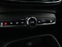 Volvo XC40 2.0 T4 Inscription | Leder | Standkachel | 19" | Trekhaak | Keyless | Stoelverwarming V+A | Stuurwiel verwarmd