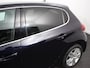 Peugeot 208 1.2 PureTech 110pk Automaat Allure | Cruise control | Parkeersensoren achter | LED | Navigatie | Climate Control | Extra Getint glas | Lichtmetalen Velgen