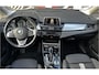 BMW 2-Serie Active Tourer 218i Essential Automaat / Navigatie / Parkeerhulp / Airco / Sportstoelen / 16" LM