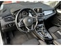 BMW 2-Serie Active Tourer 218i Essential Automaat / Navigatie / Parkeerhulp / Airco / Sportstoelen / 16" LM