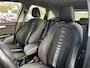 BMW 2-Serie Active Tourer 218i Essential Automaat / Navigatie / Parkeerhulp / Airco / Sportstoelen / 16" LM