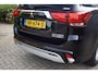 Mitsubishi Outlander 2.4 PHEV Pure 4WD Automaat Leder/Alcantara Navi Camera Apple Carplay Clima Cruise Keyless Entry LMV NL Auto.