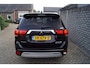 Mitsubishi Outlander 2.4 PHEV Pure 4WD Automaat Leder/Alcantara Navi Camera Apple Carplay Clima Cruise Keyless Entry LMV NL Auto.
