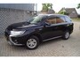 Mitsubishi Outlander 2.4 PHEV Pure 4WD Automaat Leder/Alcantara Navi Camera Apple Carplay Clima Cruise Keyless Entry LMV NL Auto.