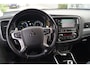 Mitsubishi Outlander 2.4 PHEV Pure 4WD Automaat Leder/Alcantara Navi Camera Apple Carplay Clima Cruise Keyless Entry LMV NL Auto.