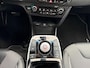 Kia e-Niro DynamicLine 64 kWh | Navigatie | Stuurverwarming | Achteruitrij camera |