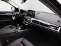 BMW 5-Serie Touring 530e Business Edition Plus | verwarmde stoelen voor en achter | Head-Up Display| Panoramadak | memory stoelen |