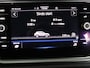 Volkswagen T-Roc 1.5 TSI Style 150 pk Automaat (DSG) | Navigatie | Panoramadak | Parkeersensoren | Achteruitrijcamera | Stoelverwarming | LED koplampen |