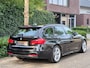 BMW 3-Serie Touring M Sport INCL BTW Apple CarPlay Trekhaak Zwart LED Evo GR Navi 2e eigenaar Breedset M Velgen Garantie