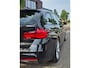 BMW 3-Serie Touring M Sport INCL BTW Apple CarPlay Trekhaak Zwart LED Evo GR Navi 2e eigenaar Breedset M Velgen Garantie