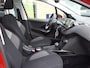 Peugeot 2008 1.2 PureTech 110pk Signature AUTOMAAT EAT6 Navigatie | TREKHAAK | Apple Carplay & Android Auto| Cruise control | Airco | Parkeersensoren |Panoramadak