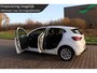 Renault Clio 1.0 TCe Intens climate & cruise control nieuw model trekhaak navigatie carplay / android auto