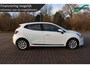 Renault Clio 1.0 TCe Intens climate & cruise control nieuw model trekhaak navigatie carplay / android auto