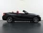 BMW 2-Serie Cabrio 218I 136pk AUT-8 Leer+Verwarmd Navi Connected-Drive Ecc Cruise Control Pdc High Executive Sport Led Bluetooth Licht-Regensensor Sportstoelen WiFi v.b 46.000 nieuw