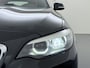 BMW 2-Serie Cabrio 218I 136pk AUT-8 Leer+Verwarmd Navi Connected-Drive Ecc Cruise Control Pdc High Executive Sport Led Bluetooth Licht-Regensensor Sportstoelen WiFi v.b 46.000 nieuw