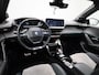 Peugeot e-208 EV GT 350 50 kWh | 3 FASEN LADER | PANORAMISCH DAK | ALCANTARA BEKLEDING | LICHTMETALEN VELGEN |