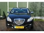 Lancia Delta 1.4 M.air Platino, LEER, AIRCO, NAVIGATIE, PANORAMADAK LEES TEKST