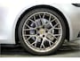 Porsche 911 3.0 Carrera PDK8 INNODRIVE + PANORAMADAK + ADAPT.CRUISE + KRIJT STIKSELS + CAMERA + LICHT DESIGN + STUURBEKRACHTIGING PLUS + SPORTSTOELEN + SPORTUITLAAT + STUUR-&STOELVERWARMING + PDLS + PRIVACY GLASS + PARKSENSOREN V&A + 21"/20" RS SPYDER LM-VELGEN!!