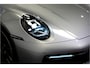 Porsche 911 3.0 Carrera PDK8 INNODRIVE + PANORAMADAK + ADAPT.CRUISE + KRIJT STIKSELS + CAMERA + LICHT DESIGN + STUURBEKRACHTIGING PLUS + SPORTSTOELEN + SPORTUITLAAT + STUUR-&STOELVERWARMING + PDLS + PRIVACY GLASS + PARKSENSOREN V&A + 21"/20" RS SPYDER LM-VELGEN!!