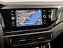 Volkswagen Polo 1.0 TSI Sportline Automaat (VIRTUAL COCKPIT, APPLE CARPLAY, GROOT NAVI, CAMERA, KEYLESS, SPORTSTOELEN, GETINT GLAS, LM VELGEN, NIEUWSTAAT)