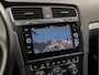 Volkswagen Golf 1.0 TSI Sportline Automaat (APPLE CARPLAY, GROOT NAVI, CAMERA, CLIMATE, STOELVERWARMING, SPORTSTOELEN, ADAPTIVE CRUISE, PARKEERSENSOREN, GETINT GLAS, NIEUWSTAAT)