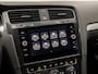 Volkswagen Golf 1.0 TSI Sportline Automaat (APPLE CARPLAY, GROOT NAVI, CAMERA, CLIMATE, STOELVERWARMING, SPORTSTOELEN, ADAPTIVE CRUISE, PARKEERSENSOREN, GETINT GLAS, NIEUWSTAAT)