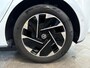 Volkswagen ID.3 Pro Edition 204pk 58 kWh Verwarmbare voorstoelen | Adaptive Cruise Control | Navigatie Pro