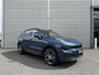 Lynk & Co 01 1.5 Plug-in Hybrid | Stoelverwarming | Schuif-/kanteldak | Navigatiesysteem | Parkeersensoren voor | Parkeersensoren achter |