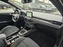 Ford Focus 1.0 EcoBoost ST Line Business LED | Panoramadak | Winterpack | Adaptieve cruise | Head up display | Trekhaak | 18'' velgen | Zéér netjes!