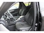 Volvo XC40 B4 Automaat R-Design | Adapt. Cruise | Trekhaak | Verw. Stoel & stuurwiel | Keyless | AppleCarplay
