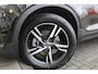 Volvo XC40 B4 Automaat R-Design | Adapt. Cruise | Trekhaak | Verw. Stoel & stuurwiel | Keyless | AppleCarplay