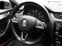 Skoda Octavia Combi 1.2 TSI Greentech Elegance Businessline Deluxe (TREKHAAK,PARKEERSENSOREN,STOELVERWARMING,CRUISE,TOPCONDITIE)