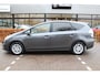 Toyota Prius+ Prius Wagon 1.8 Hybrid Aspiration 7-pers. | Rijklaar | Panoramadak | Park.sensoren | Head Up | Camera | Keyless | Navi | Cruise | Clima | Dealer onderhouden