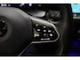 Volkswagen Golf 1.5 eTSI R-Line PANO/CAM/H-K/CARPLAY/ACC/LANEASSIST/VOL