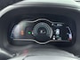 Hyundai Kona Electric EV Premium 64 kWh | Stoelverwarming en ventilatie | Parkeersensoren voor en achter | Trekhaak voor fietsendrager | All season banden | Soh 95,7% |
