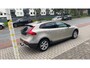 Volvo V40 Cross Country 1.5 T3 Polar+ Luxury | Panoramadak | Parkeercamera Achter | Harman/Kardon Audio | Leder Interieur | Trekhaak | Led Koplampen | Getint Glas Achter |