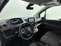 Peugeot e-Partner 136 pk L1 50 kWh | Accu 91% | 3 Zitplaatsen | Carplay | Navigatie | Betimmering Laadruimte | Camera |